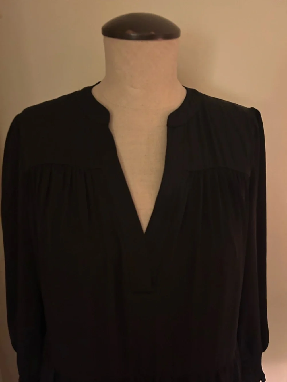 Express Black 3/4 length sleeves. Midi dress. Sz. Small new condition. 🌸 - Picture 5 of 6